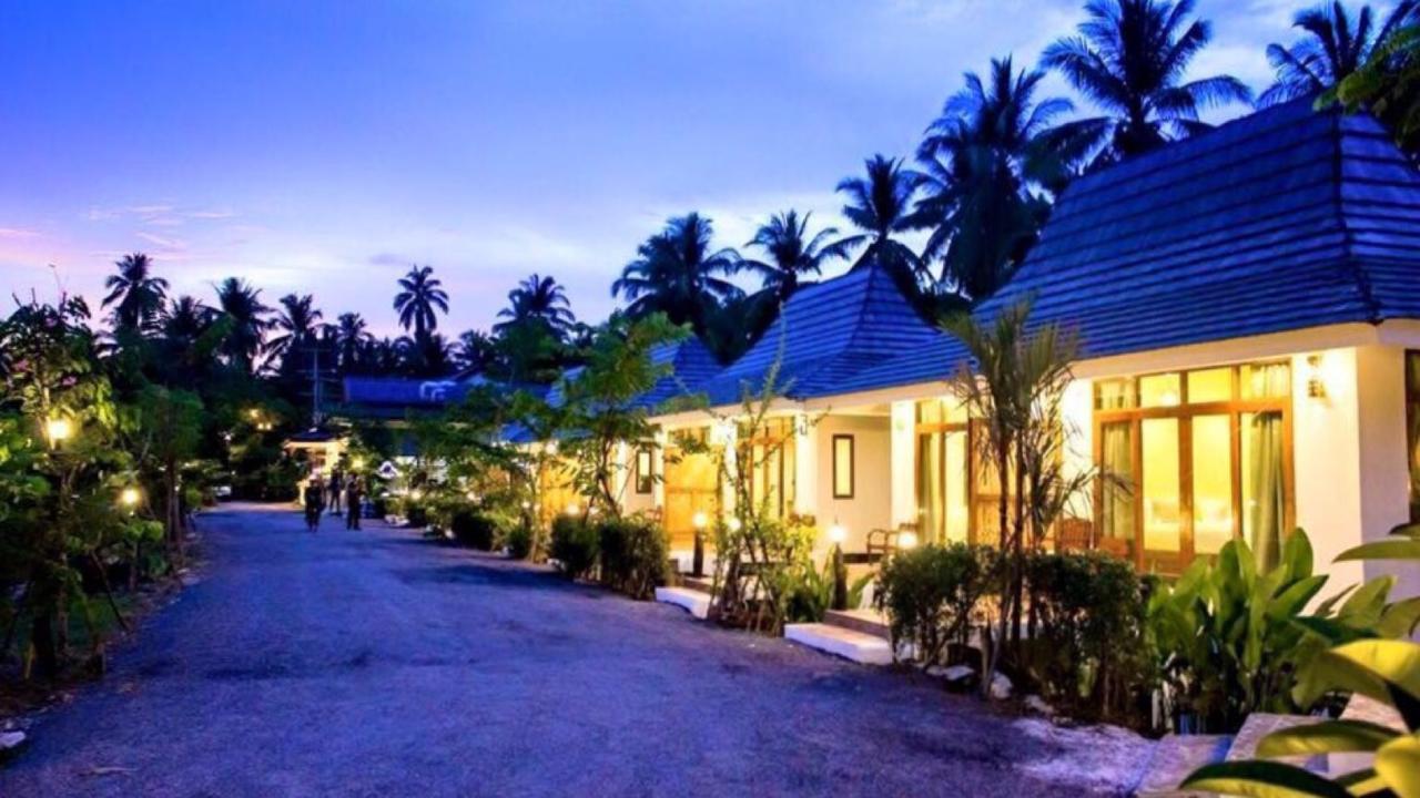 Ruean Thai Nai Bang By Pansak Resort Surat Thani Exterior foto